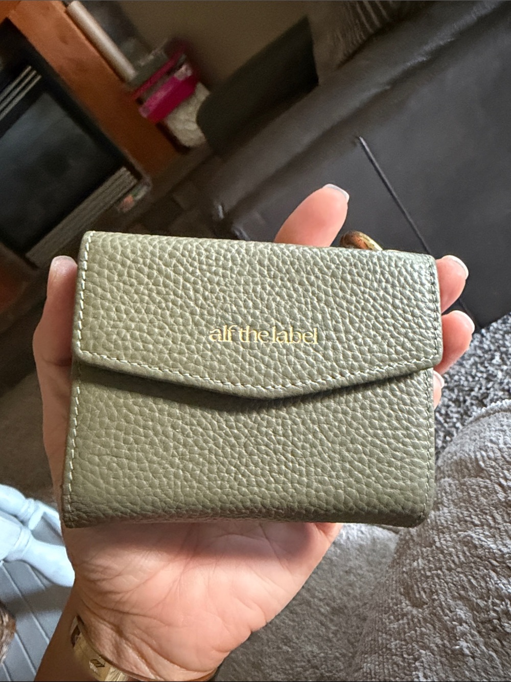 Alf the label Elsie Card Wallet (Pebbled Leather) Olive Green Compact Wallet - Picture 3 of 12